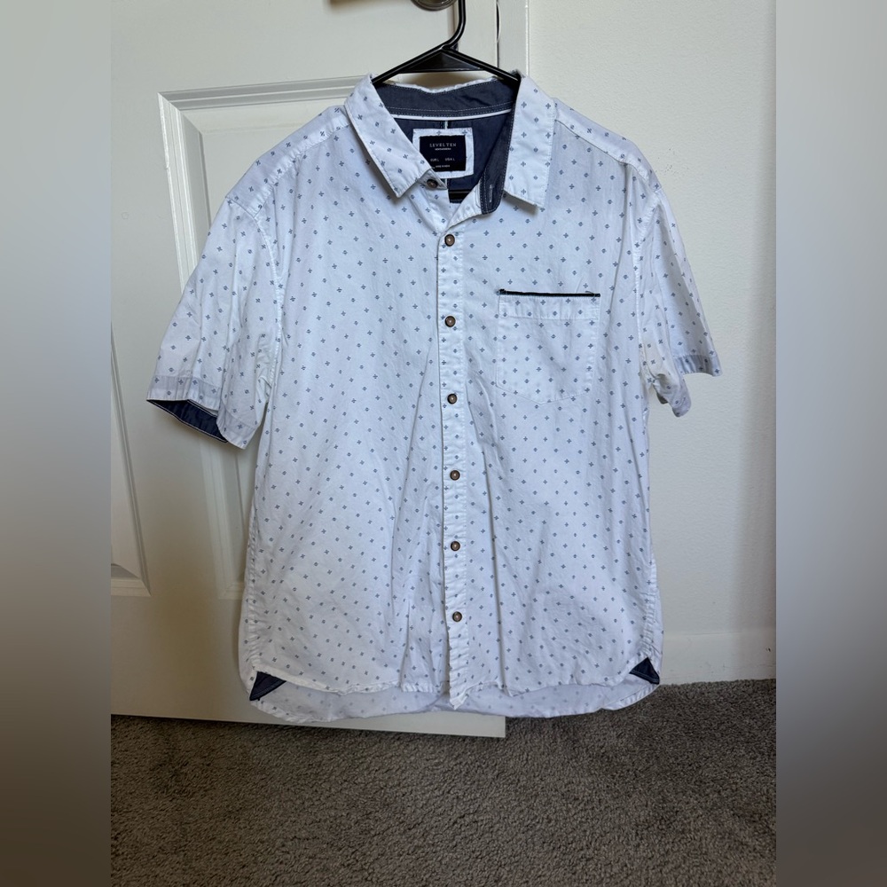 Men's White and Blue Patterned Button Down Shirt